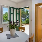 Silvana Appartamento Sveta Nedelja (Hvar)