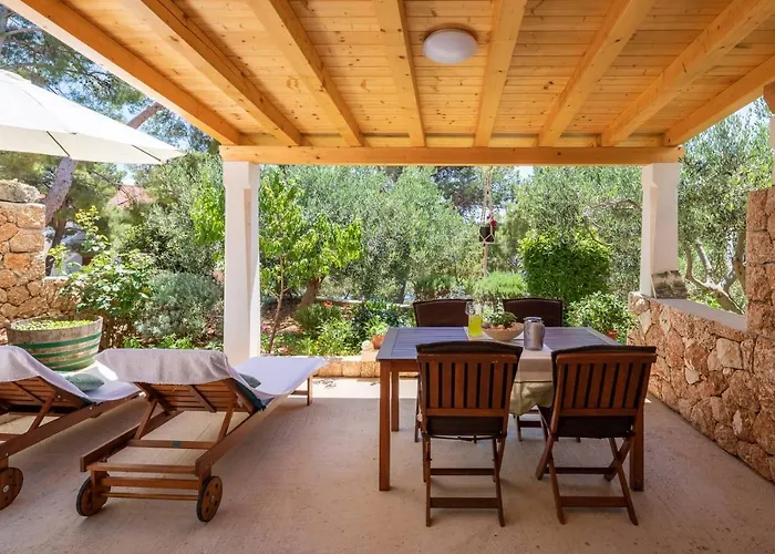 Silvana Apartamento Sveta Nedelja (Hvar)