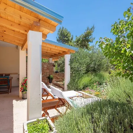 Silvana Apartman Sveta Nedelja