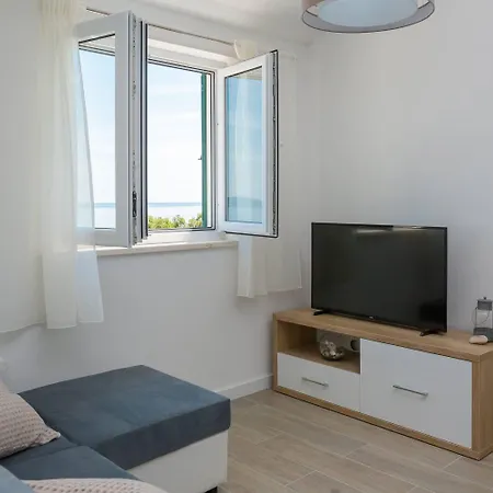 Silvana Apartman Sveta Nedelja