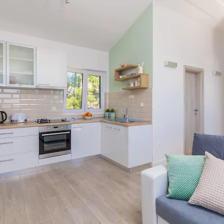 Silvana Sveta Nedelja